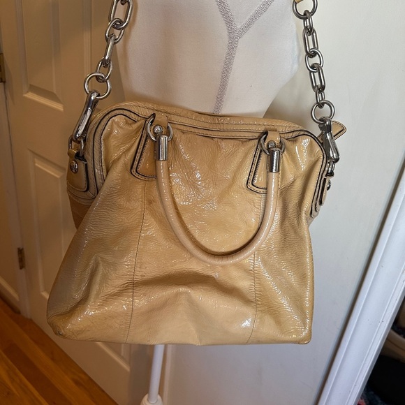 Coach Kristin patent leather bag. - Picture 14 of 14